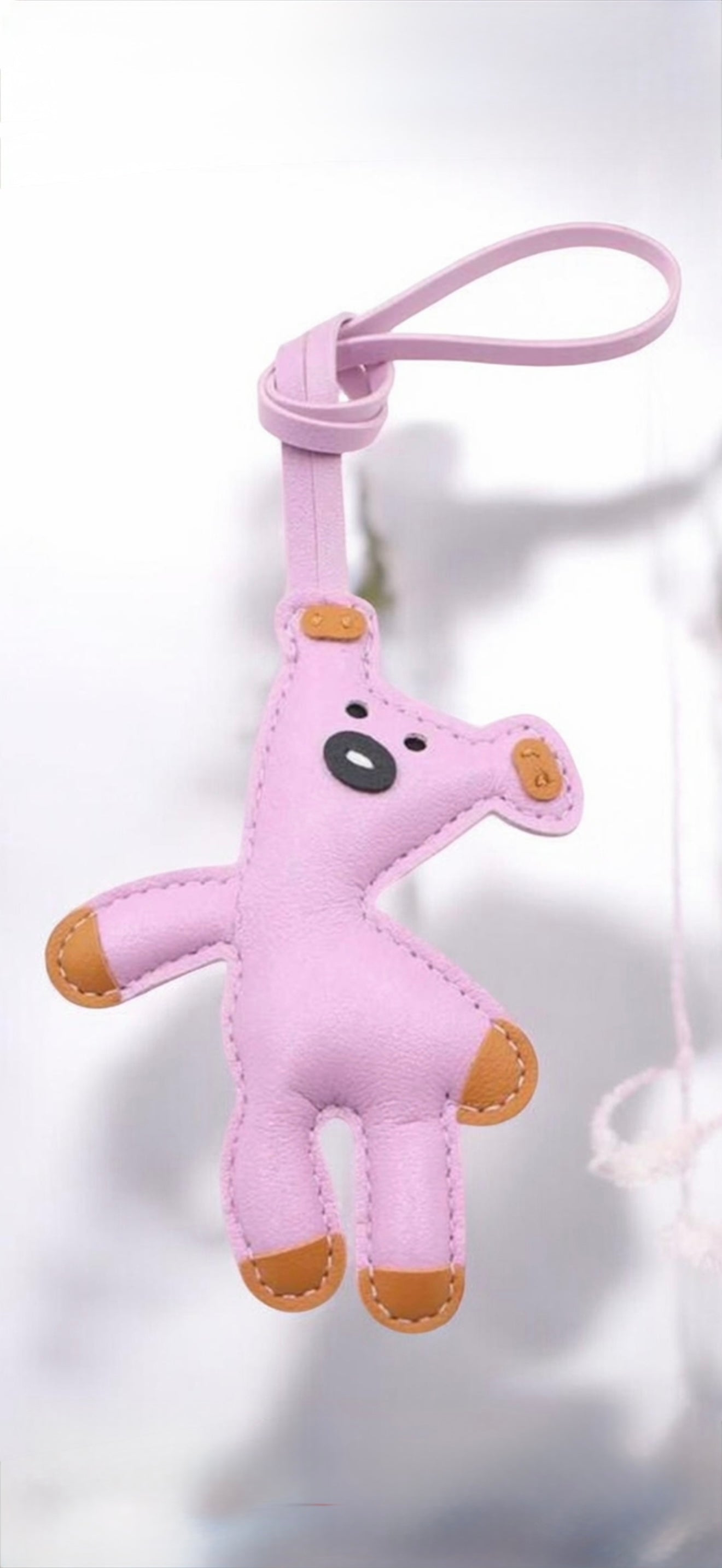 دلاية شنطة دب جلد وردي | Pink Leather Bear Bag Charm